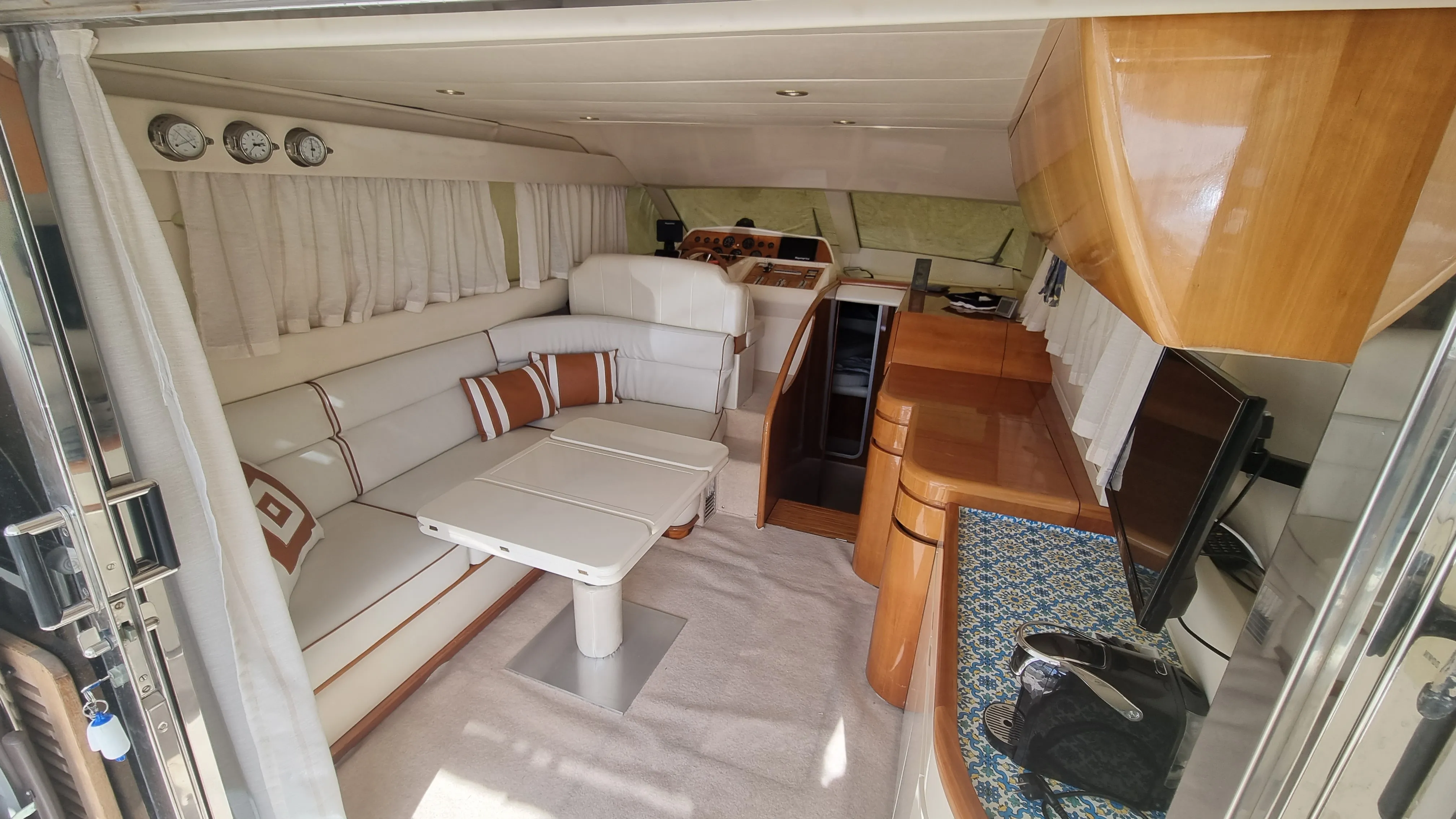 Azimut 40 - Interni principali